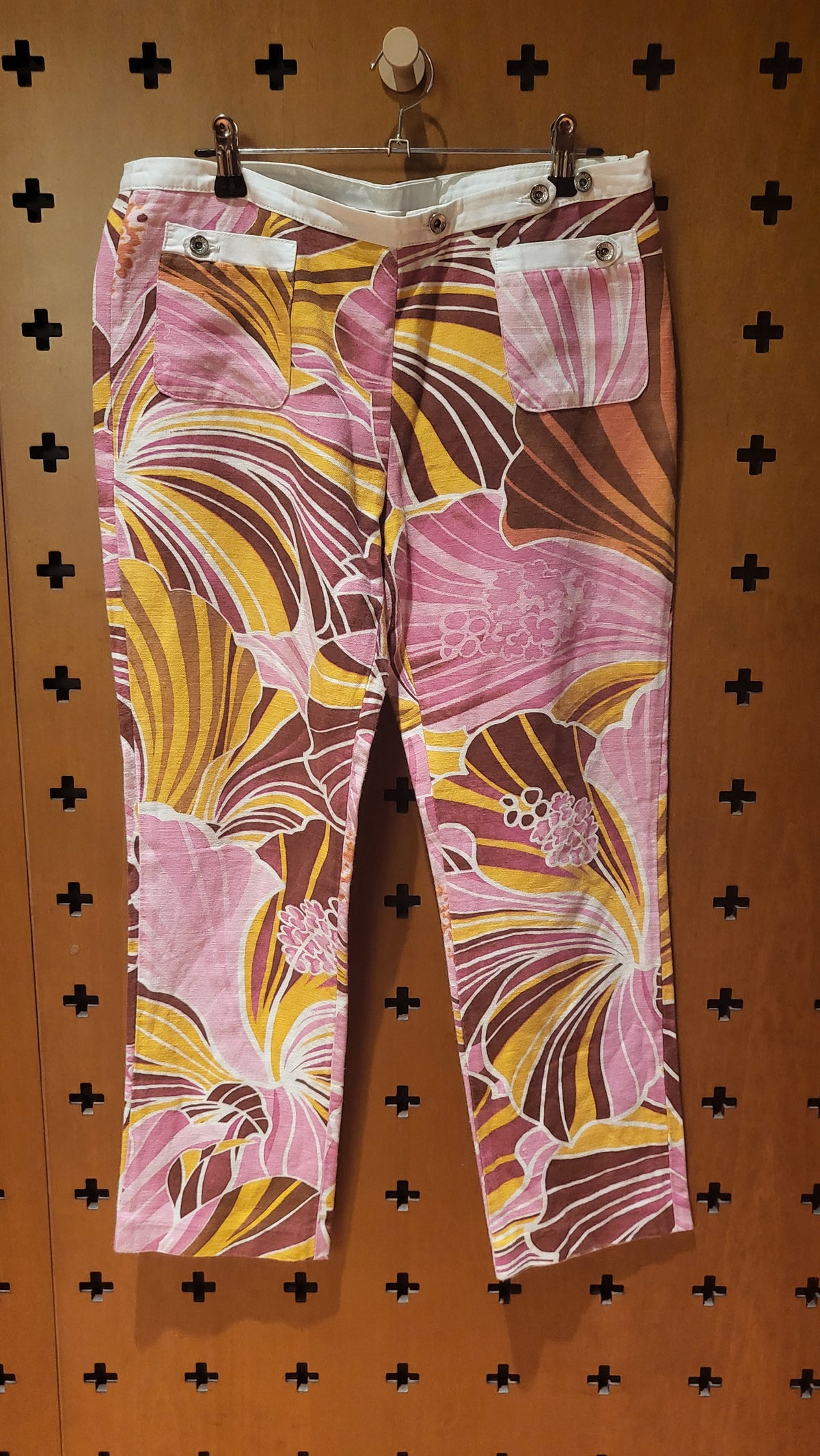 D&G (Dolce & Gabbana) linen trousers / capri